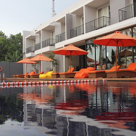 Double G Resort Anyer Bulakan Exterior photo